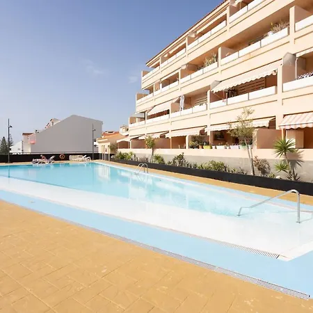 Home2book Cozy Cristianos, Wifi&pool דירה ארונה