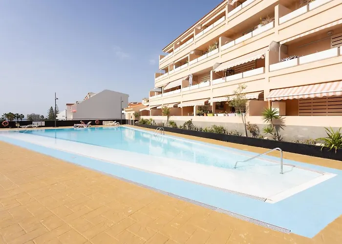 Home2book Cozy Cristianos, Wifi&pool דירה ארונה